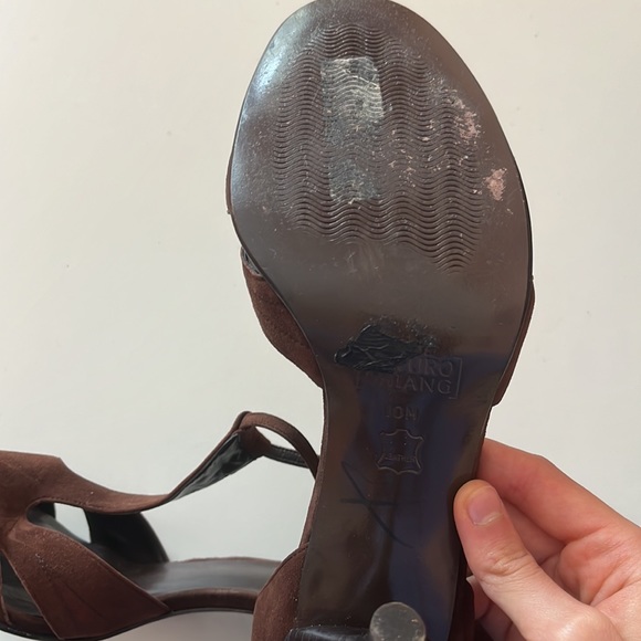 Arturo Chiang genuine leather brown suede strappy heels - Picture 4 of 4